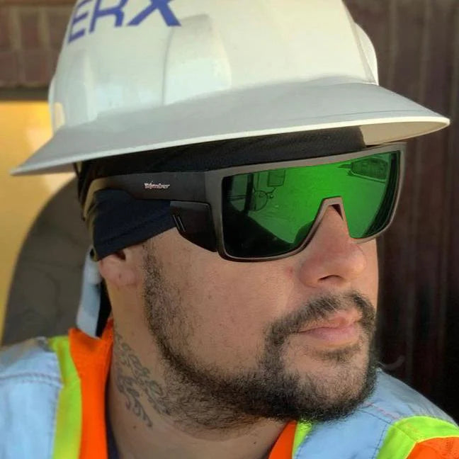 Bomber Buzz: Green Mirror 103