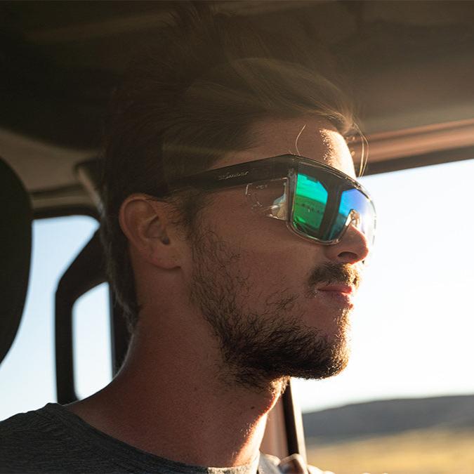 Bomber Buzz: Green Mirror