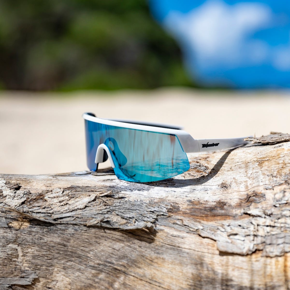 Bomber Rippa: Ice Mirror/White Frame