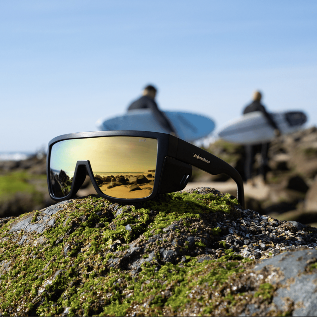 Bomber Buzz: Gold Mirror/ Black Frame