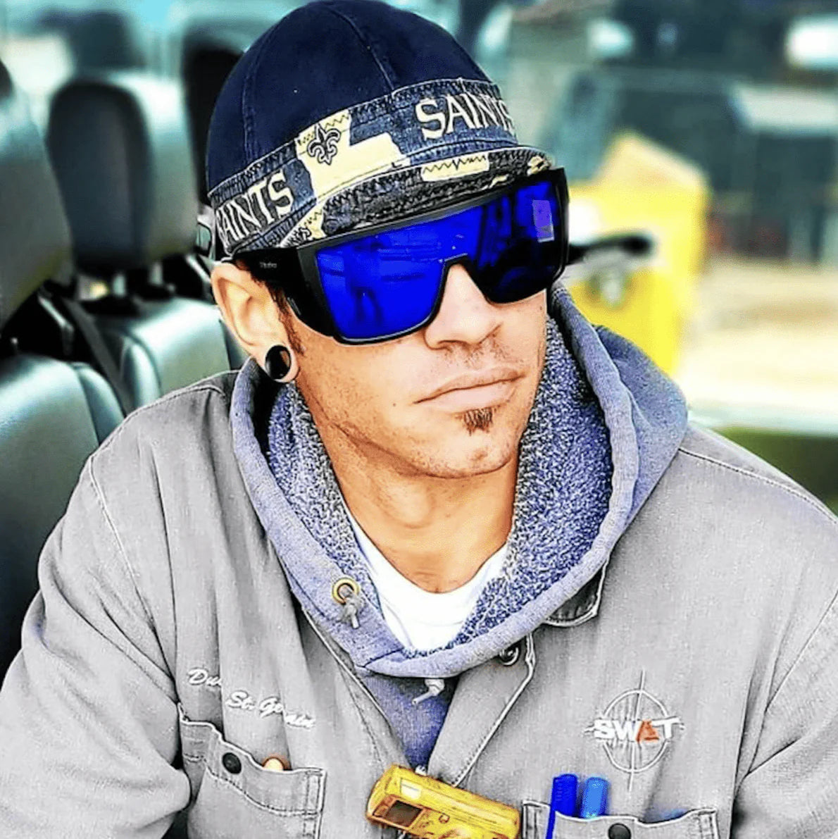 Bomber Buzz: Blue Mirror/ Black Frame