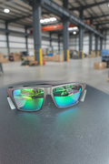 Safety Plus collection: Black frame green to dark