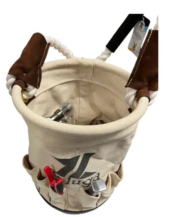 Zeluga: Canvas Bucket