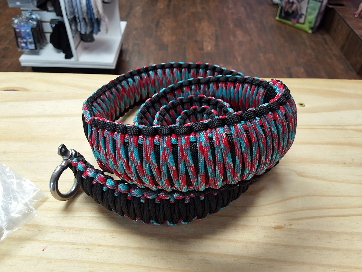 Paracord Clips: Paracord Strap