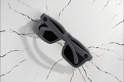 Heatwave Vise: Satin Grey/ Black Lense